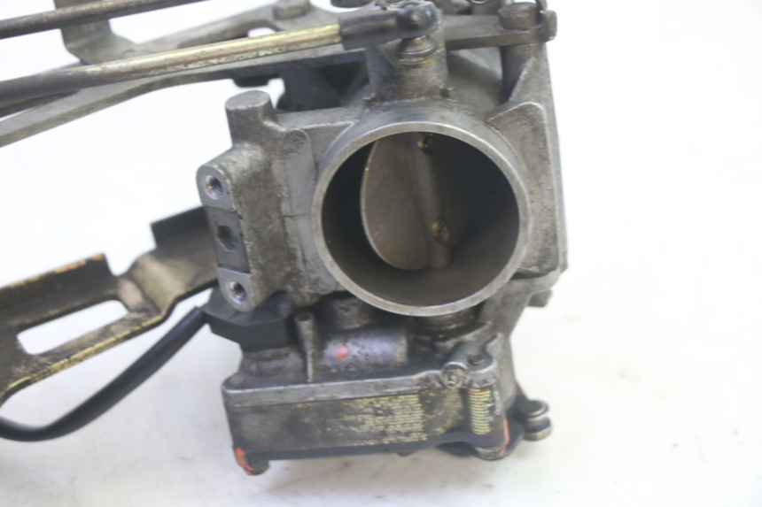 photo de INYECCION SUZUKI DL V STROM 1000 (2002 - 2007) - Estado de la superficie y material
