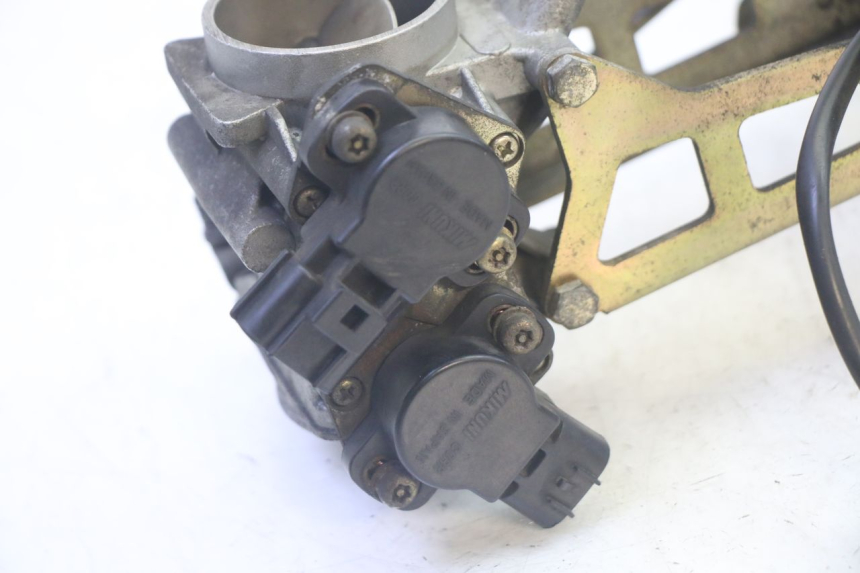 photo de INYECCION SUZUKI DL V STROM 1000 (2002 - 2007) - Marcados y referencias originales