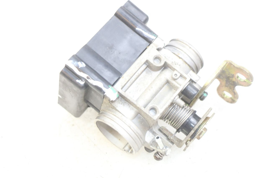 photo de INYECCIÓN KYMCO DOWNTOWN ABS 125 (2015 - 2017) - Estado de la superficie y material