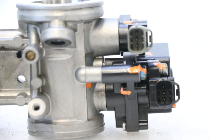 photo de INYECCION KAWASAKI ER-6 ER6 F ABS 650 (2012 - 2016) - Otra vista del artículo