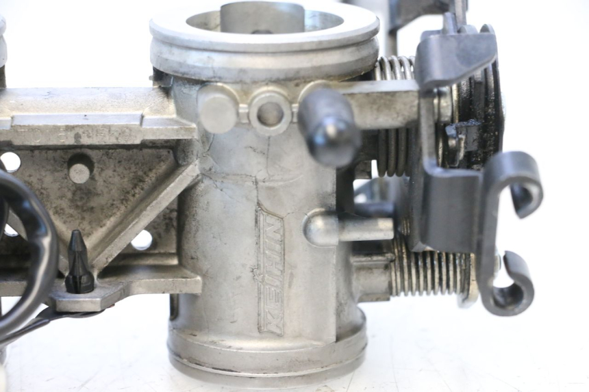 photo de INYECCION KAWASAKI ER-6 ER6 F ABS 650 (2012 - 2016) - Primer plano de alta resolución