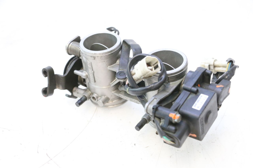 photo de INYECCION KAWASAKI ER-6 ER6 N 650 (2005 - 2009) - Estado de la superficie y material