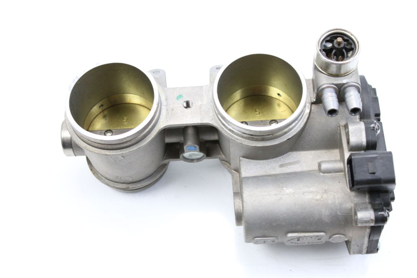 photo de INYECCION BMW F GS K81 850 (2018 - 2023) - Detalles de los puntos de fijación