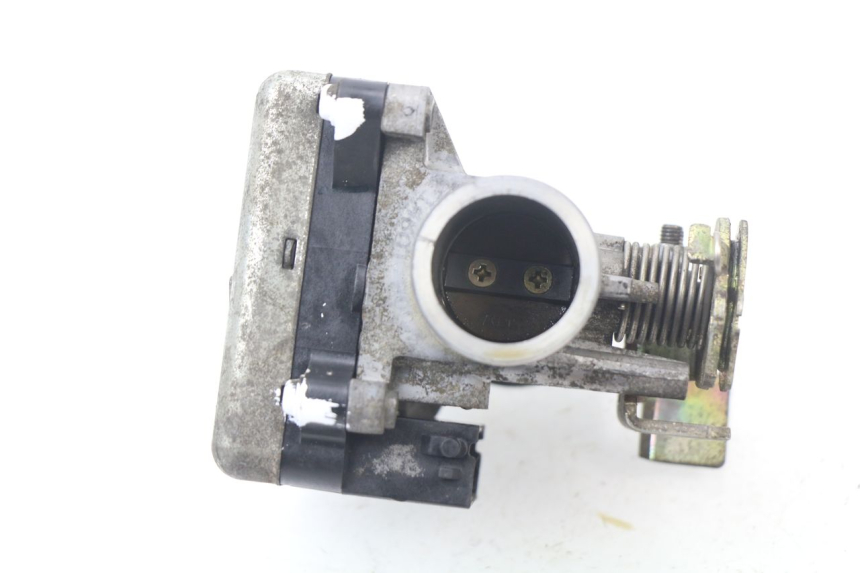 photo de INYECCION HONDA FES PANTHEON 125 (2003 - 2007) - Estado de la superficie y material