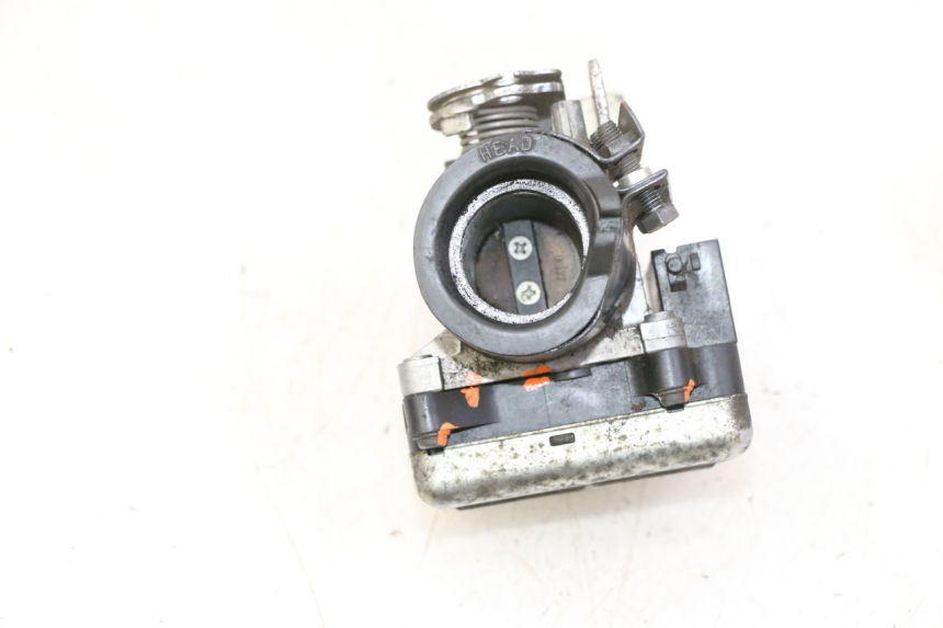 photo de INYECCIÓN HONDA FES S-WING SWING ABS 125 (2007 - 2015) - Primer plano técnico