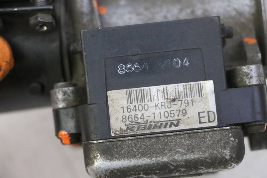 photo de INYECCIÓN HONDA FES S-WING SWING ABS 125 (2007 - 2015) - Detalles de los puntos de fijación