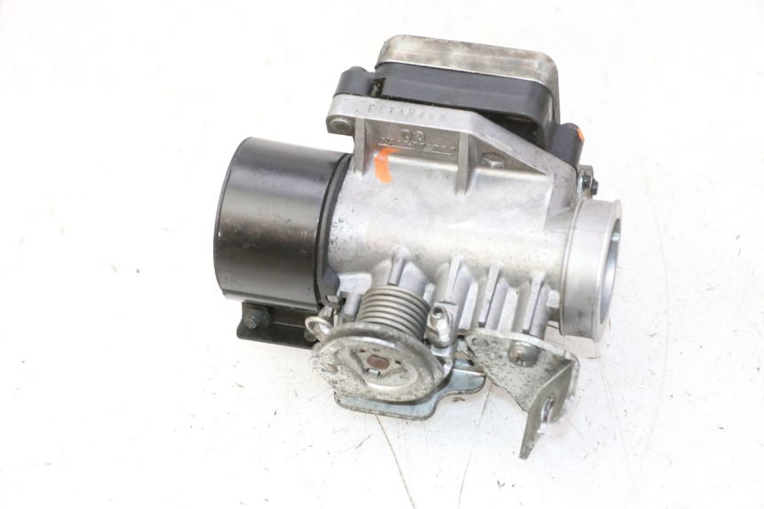 photo de INYECCIÓN HONDA FES S-WING SWING ABS 125 (2007 - 2015) - Marcados y referencias originales