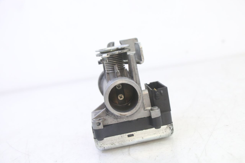 photo de INYECCIÓN HONDA FES S-WING SWING ABS 125 (2007 - 2015) - Detalle de la pieza