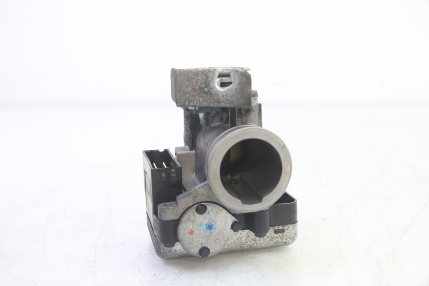 photo de INYECCIÓN HONDA FES S-WING SWING ABS 125 (2007 - 2015) - Detalle de la pieza