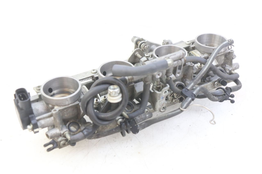 photo de INYECCIÓN YAMAHA FJR ABS 1300 (2006 - 2012) - Estado de la superficie y material