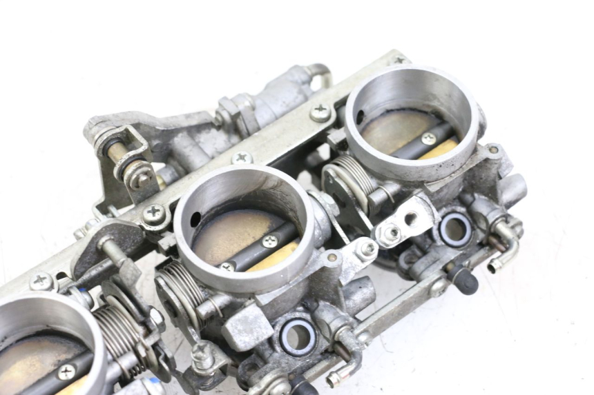 photo de INYECCIÓN YAMAHA FJR ABS 1300 (2006 - 2012) - Características distintivas