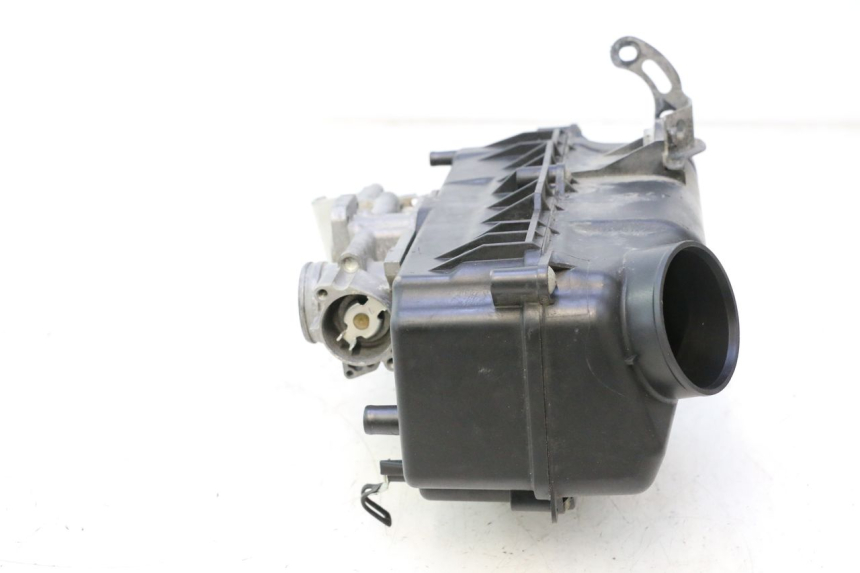 photo de INYECCION HONDA FJS SILVER WING SILVERWING 400 (2005 - 2008) - Detalles de los puntos de fijación