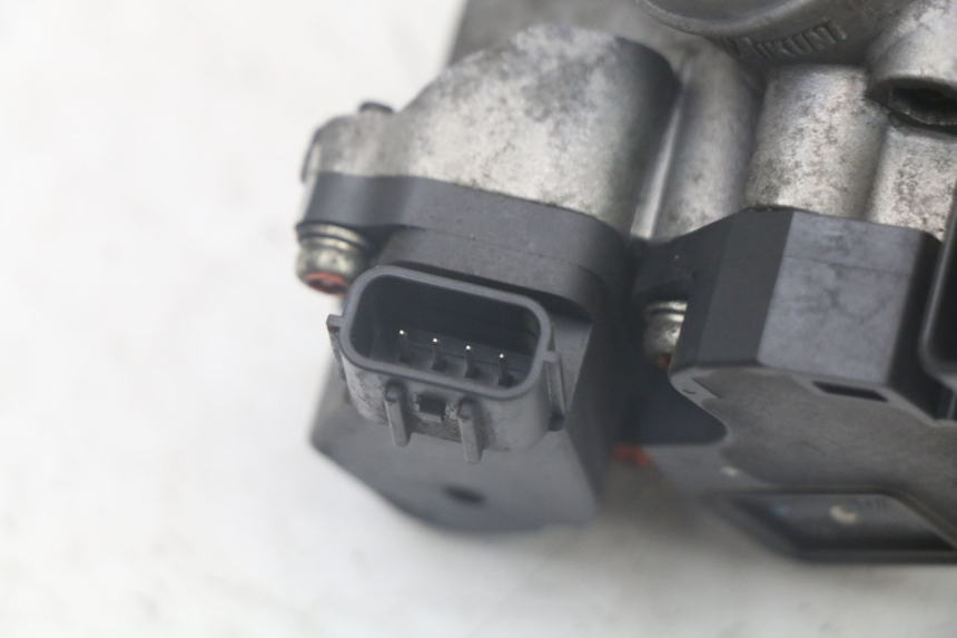 photo de INYECCIÓN MBK FLAME X 125 (2004 - 2007) - Detalles de los puntos de fijación