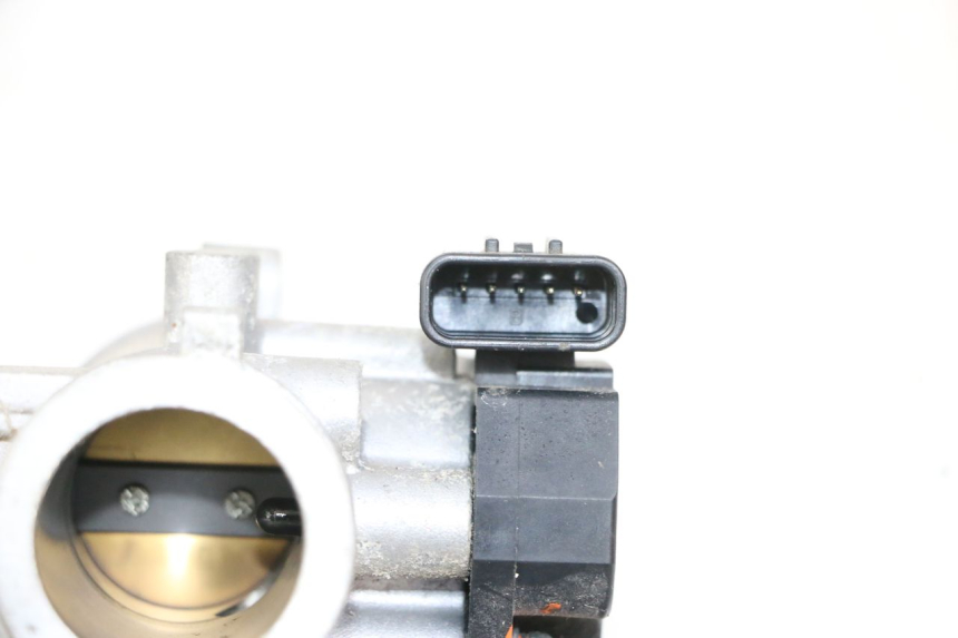 photo de INYECCION MBK FLAME X 125 (2007 - 2016) - Detalles de los puntos de fijación