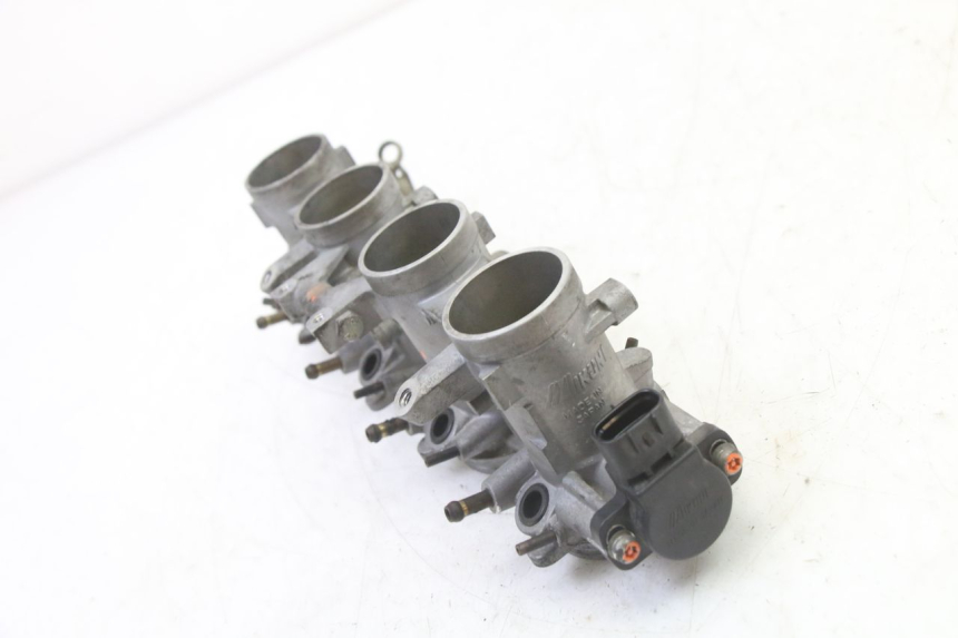 photo de INYECCION YAMAHA FZ6 FAZER S2 600 (2007 - 2011) - Otra vista del artículo