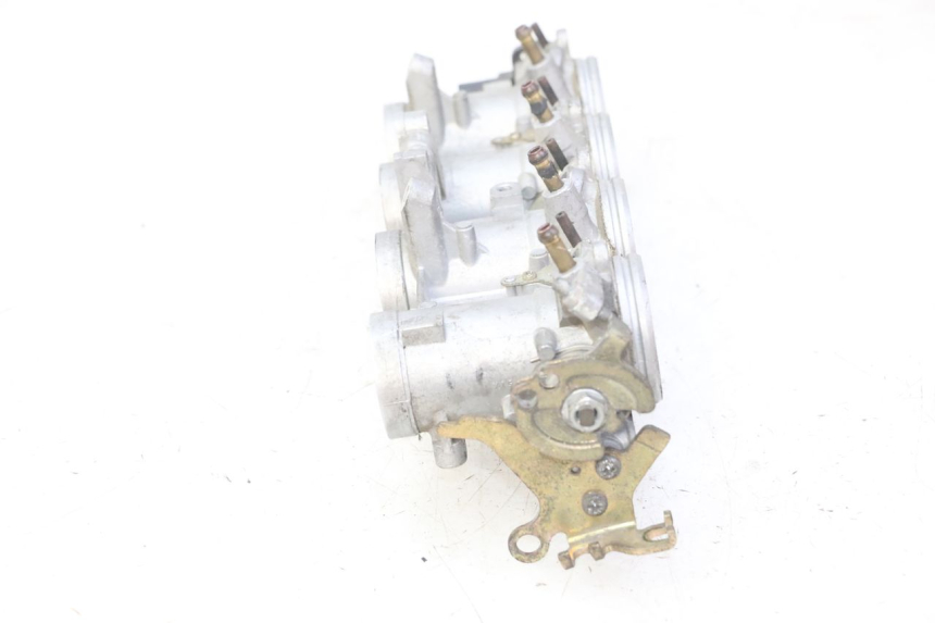 photo de INYECCION YAMAHA FZ6 N FAZER 600 (2004 - 2006) - Otra vista del artículo