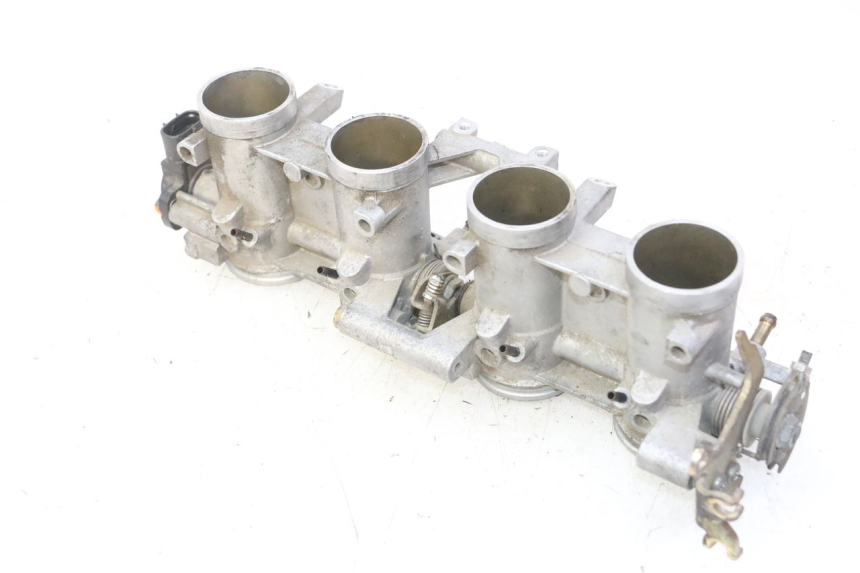 photo de INYECCION YAMAHA FZ6 N FAZER 600 (2004 - 2006) - Estado de la superficie y material