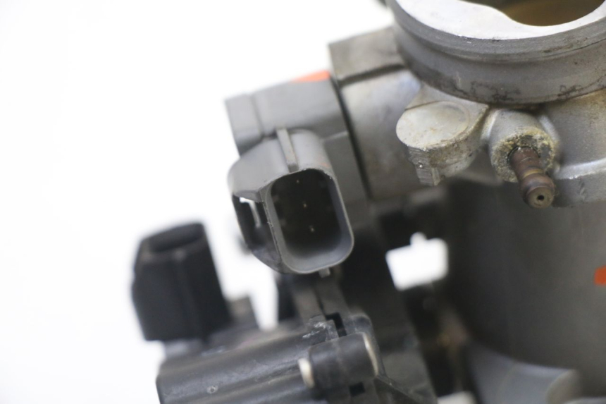 photo de INYECCION SUZUKI GSR 750 (2011 - 2017) - Vista general del producto