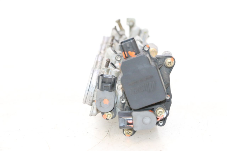 photo de INYECCION SUZUKI GSR 600 (2005 - 2012) - Recambio usado revisado