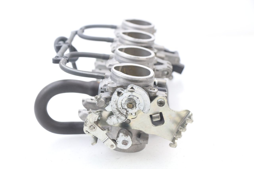 photo de INYECCION SUZUKI GSX-R GSXR 600 (2008 - 2010) - Detalles de los puntos de fijación