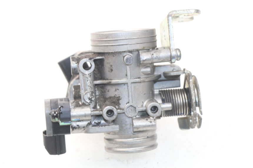 photo de INYECCION SYM JOYMAX 250 (2013 - 2017) - Primer plano técnico