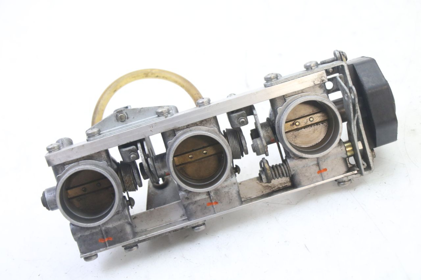 photo de INYECCION BMW K 75 RT 750 (1989 - 1997) - Primer plano técnico