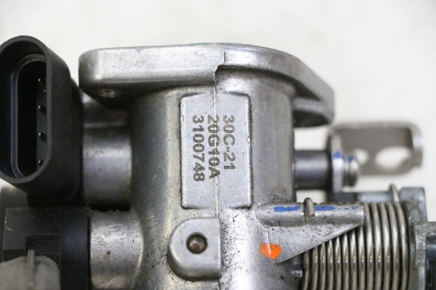 photo de INYECCION KEEWAY K-LIGHT KLIGHT 125 (2018 - 2025) - Detalles de los puntos de fijación