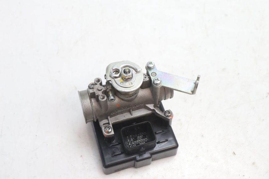 photo de INYECCION PEUGEOT KISBEE 2T 50 (2018 - 2022) - Detalle de la pieza