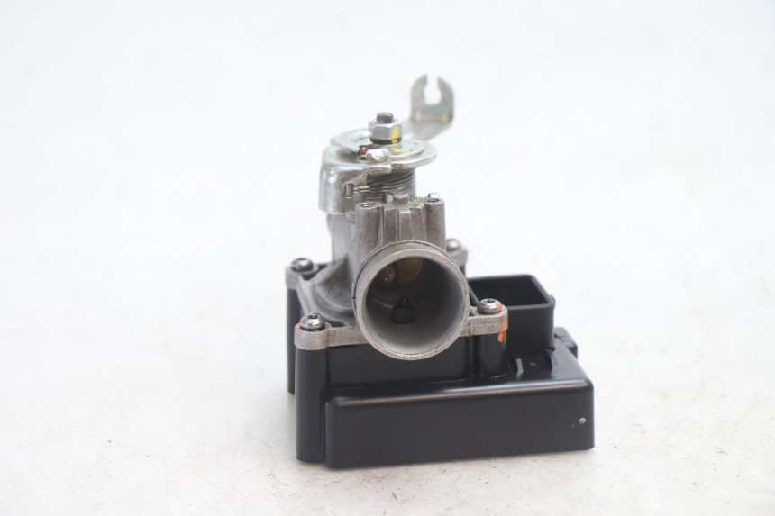 photo de INYECCION PEUGEOT KISBEE 2T 50 (2018 - 2022) - Primer plano técnico