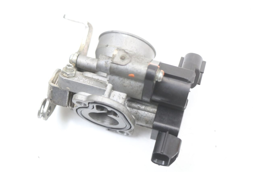 photo de INYECCIÓN PEUGEOT KISBEE 4T 50 (2018 - 2022) - Detalle de la pieza