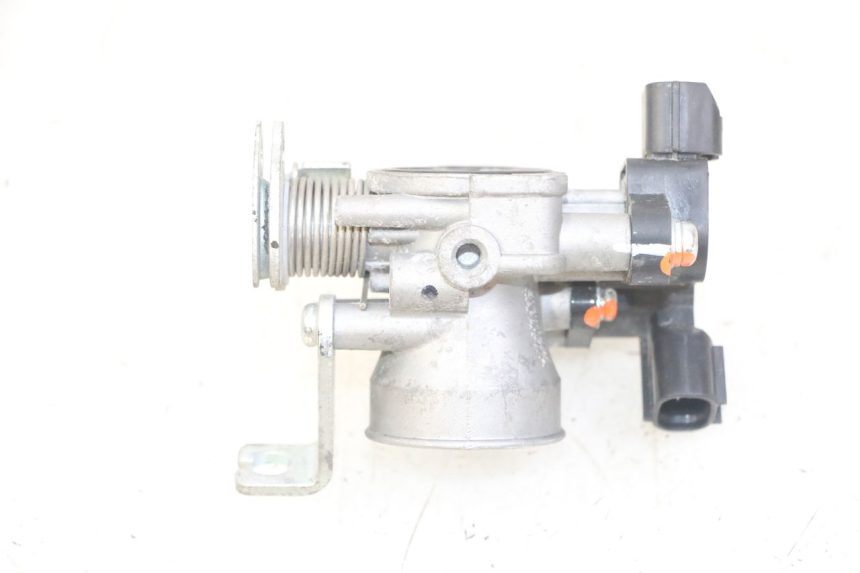 photo de INYECCIÓN PEUGEOT KISBEE 4T 50 (2018 - 2022) - Detalle de la pieza