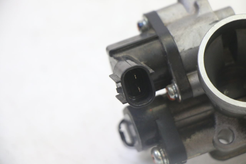 photo de INYECCIÓN PEUGEOT KISBEE 4T 50 (2018 - 2022) - Detalle de la pieza