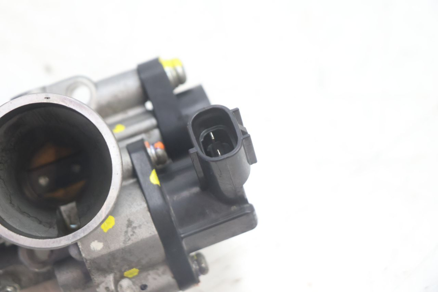photo de INYECCIÓN PEUGEOT KISBEE 4T 50 (2018 - 2022) - Detalle de la pieza