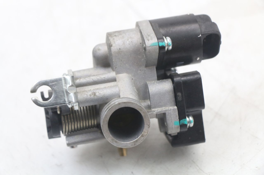 photo de INYECCION MASH LEGEND'R 4T 50 (2021 - 2025) - Primer plano técnico