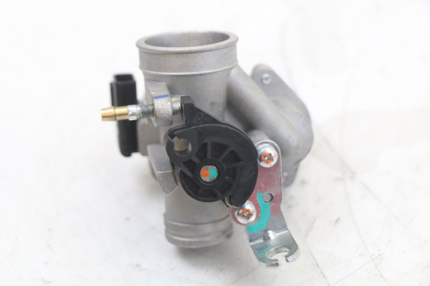 photo de INYECCION MASH LEGEND'R 4T 50 (2021 - 2025) - Detalles de los puntos de fijación