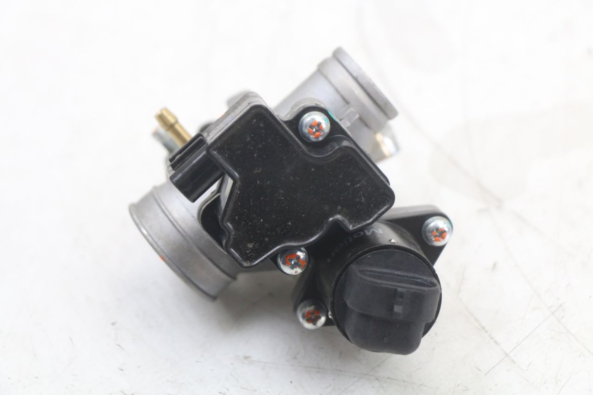 photo de INYECCION MASH LEGEND'R 4T 50 (2021 - 2025) - Estado de la superficie y material