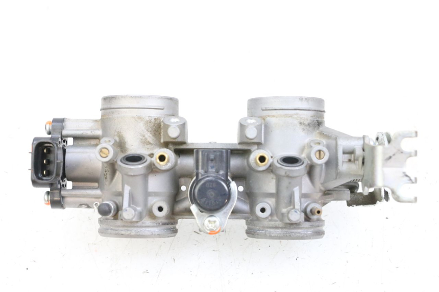 photo de INYECCION YAMAHA MT-07 MT07 ABS 700 (2018 - 2020) - Detalles de los puntos de fijación