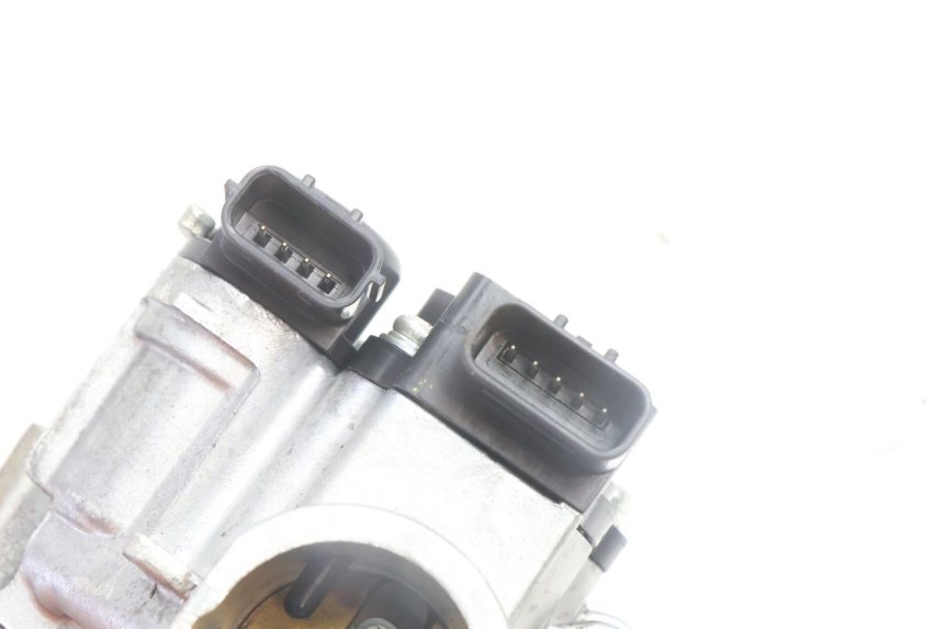 photo de INYECCION YAMAHA N-MAX NMAX 125 (2021 - 2024) - Detalles de los puntos de fijación