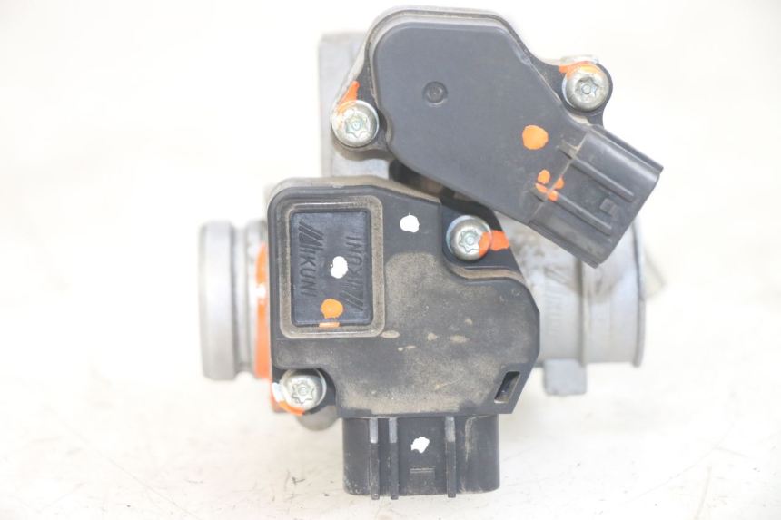 photo de INYECCIÓN YAMAHA NEOS NEO'S 4T 50 (2008 - 2016) - Detalles de los puntos de fijación