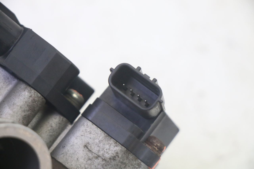 photo de INYECCIÓN YAMAHA NEOS NEO'S 4T 50 (2008 - 2016) - Detalles de los puntos de fijación