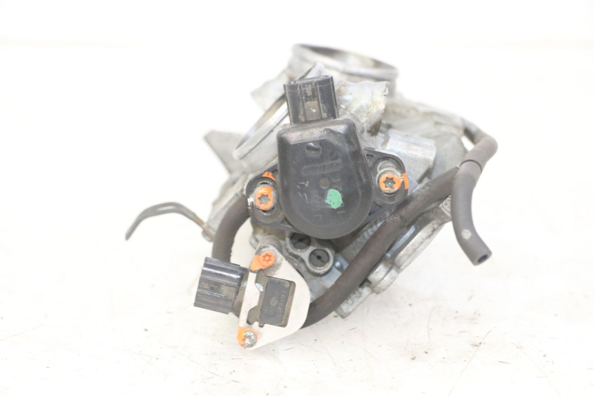 photo de INYECCION HONDA NTV DEAUVILLE ABS 700 (2007 - 2016) - Detalles de los puntos de fijación