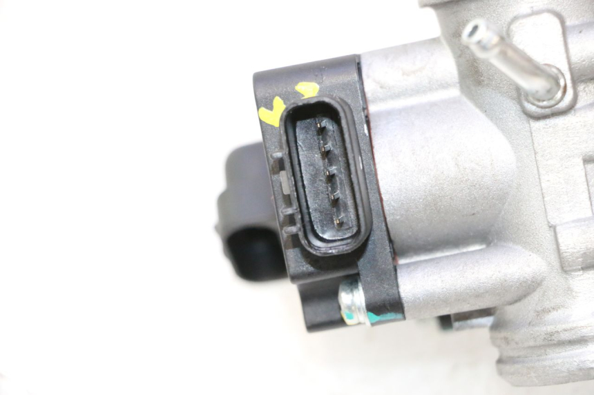 photo de INYECCION JM MOTORS OLDIES 4T 50 (2020 - 2026) - Primer plano técnico