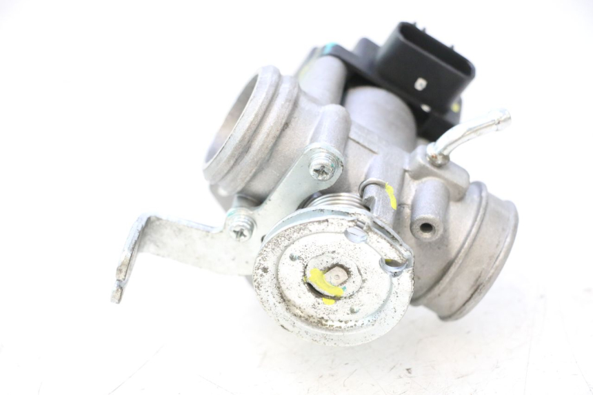 photo de INYECCION JM MOTORS OLDIES 4T 50 (2020 - 2026) - Estado de la superficie y material