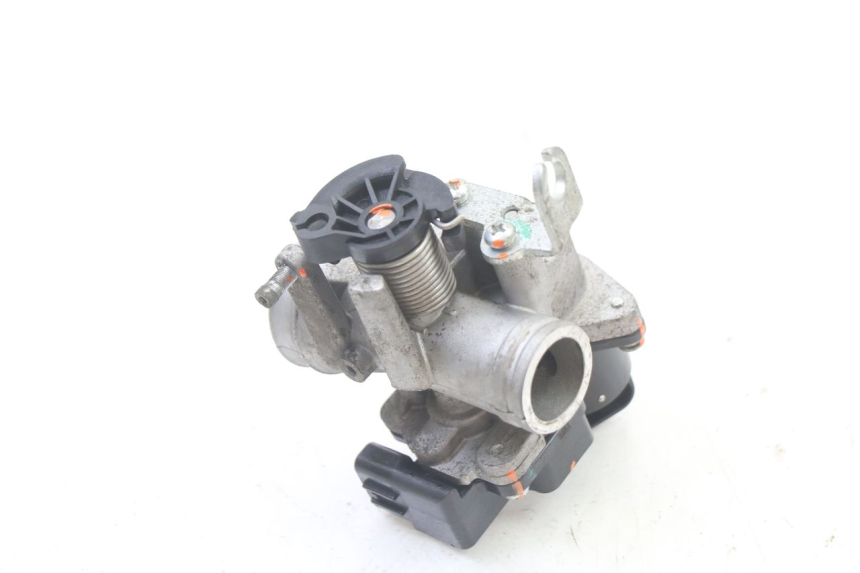 photo de INYECCION JM MOTORS OLDIES GT 4T 50 (2018 - 2025) - Primer plano técnico