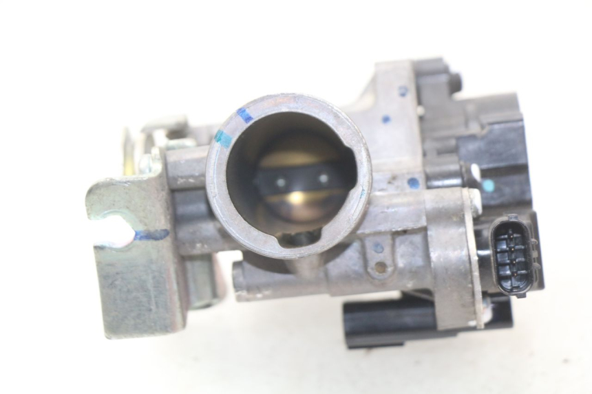 photo de INYECCIÓN HONDA PCX (JF47) 125 (2012 - 2013) - Estado de la superficie y material