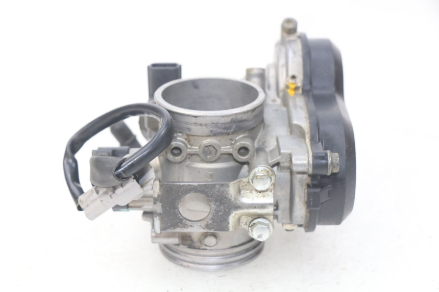 photo de INYECCIÓN SUZUKI RM-Z RMZ 250 (2010 - 2016) - Zoom sobre los componentes