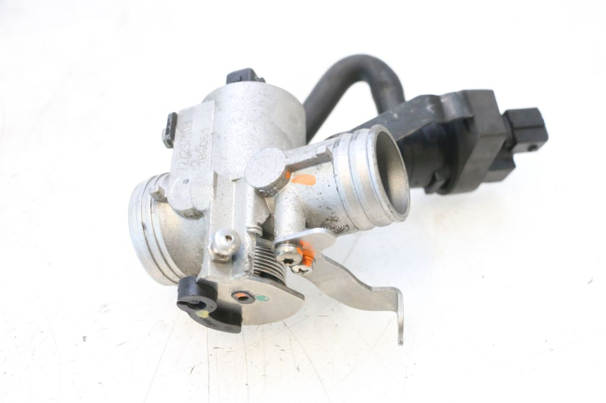 photo de INYECCION PEUGEOT SATELIS COMPRESSOR K15 125 (2006 - 2009) - Otra perspectiva