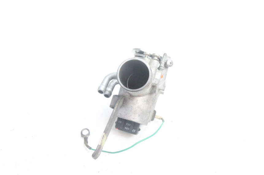 photo de INYECCION PEUGEOT SATELIS 125 (2006 - 2009) - Primer plano técnico