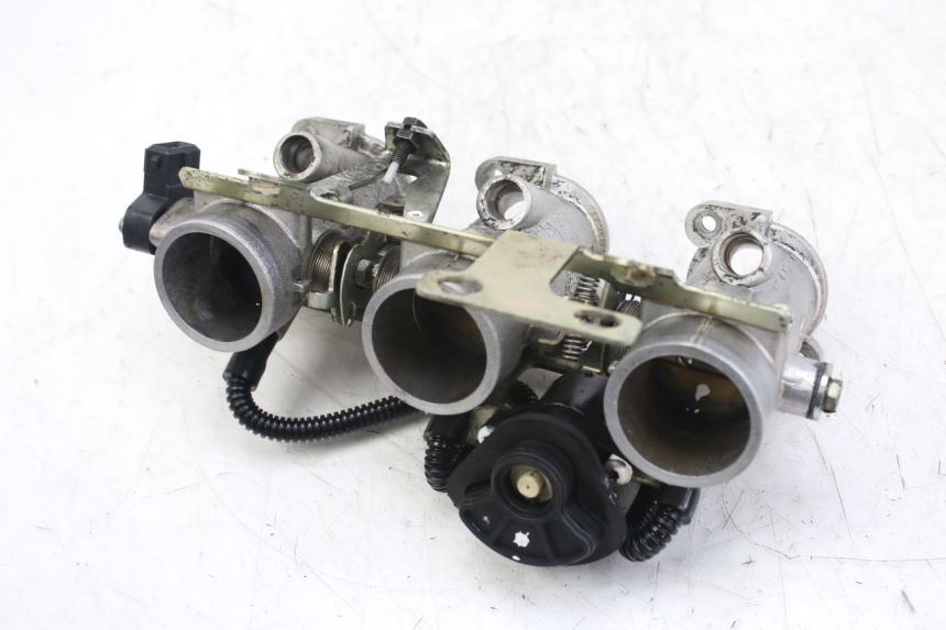 photo de INYECCIÓN TRIUMPH SPRINT ST 955 (1999 - 2001) - Otra perspectiva