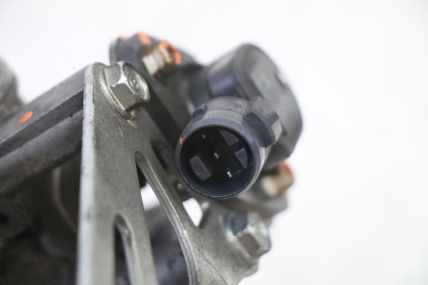 photo de INYECCION HONDA ST PAN EUROPEAN 1300 (2002 - 2013) - Primer plano de alta resolución